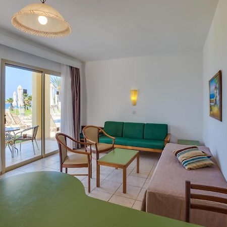 Panas Villas Айя Напа Екстериор снимка