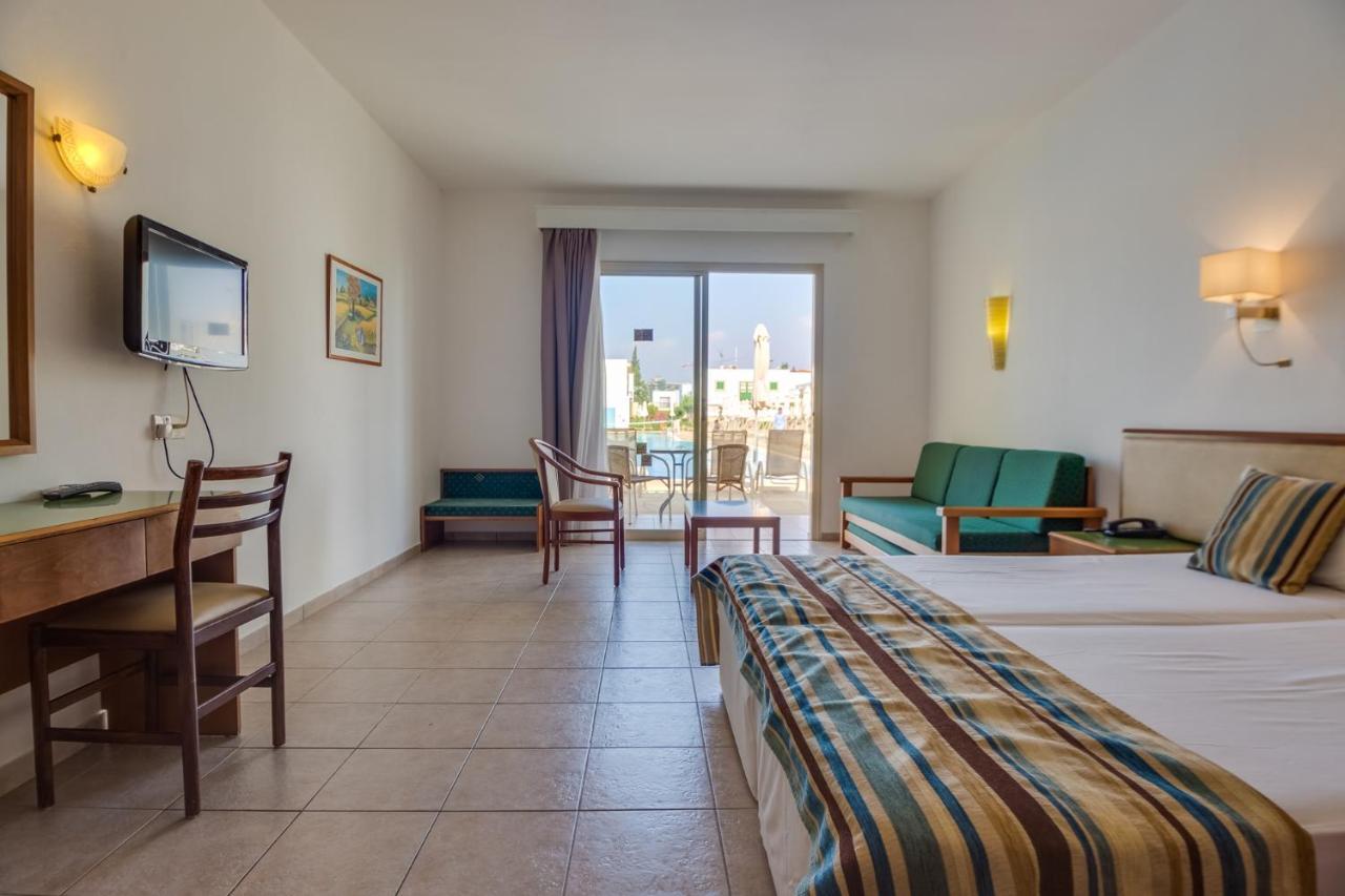 Panas Villas Айя Напа Екстериор снимка