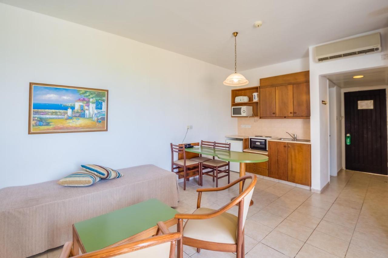 Panas Villas Айя Напа Екстериор снимка