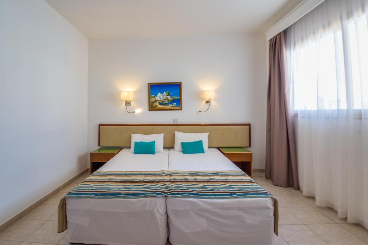 Panas Villas Айя Напа Екстериор снимка